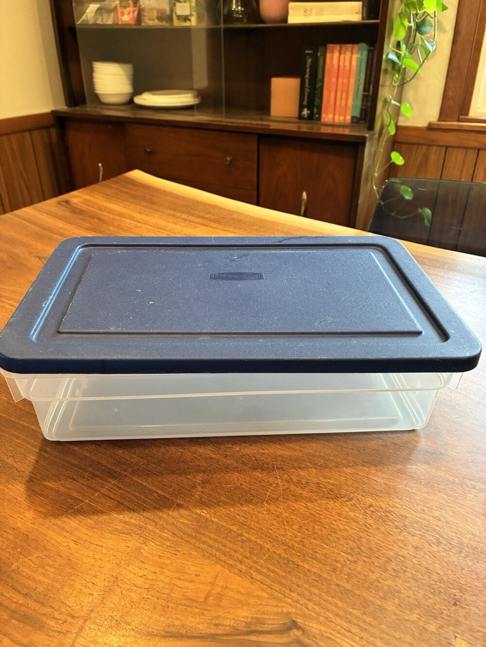 Vintage Rubbermaid 0286 2219 Blue Plastic Snap 1.1 Gal Storage Box Container
